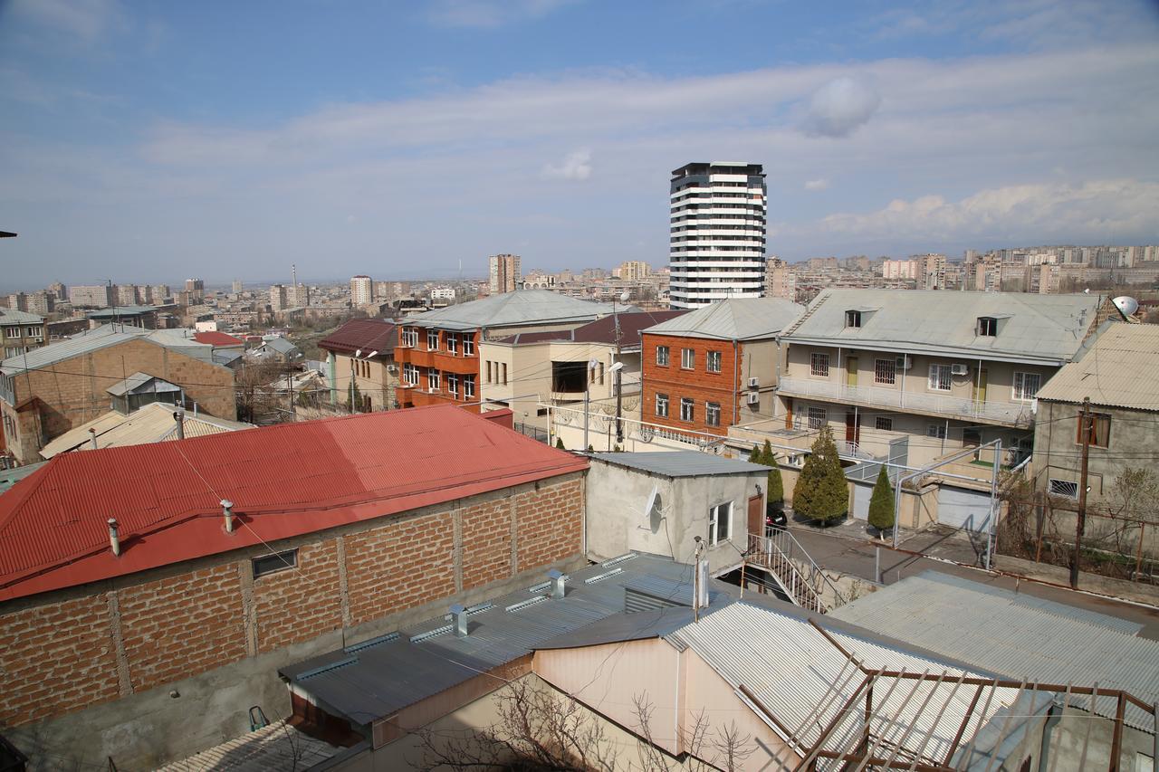 Hotel For You Yerevan Exterior photo