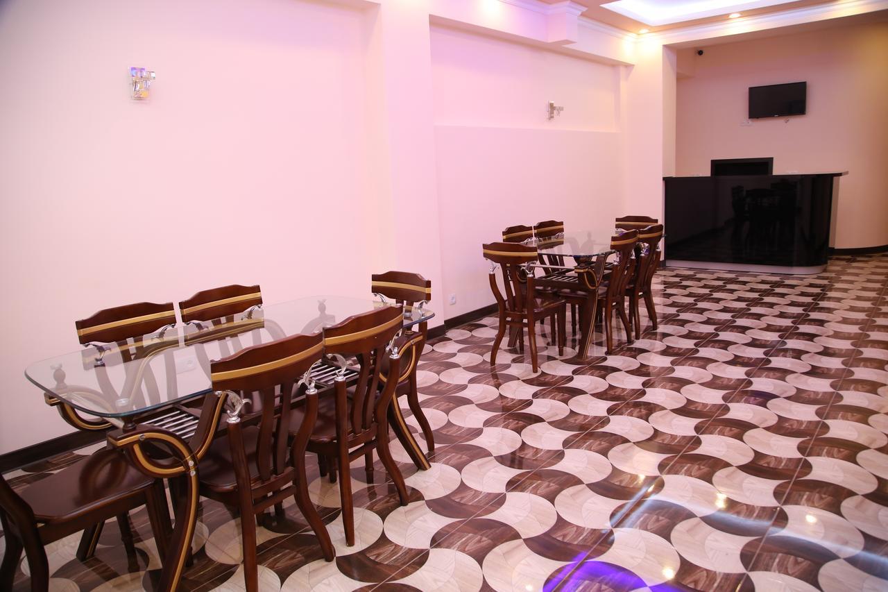 Hotel For You Yerevan Exterior photo