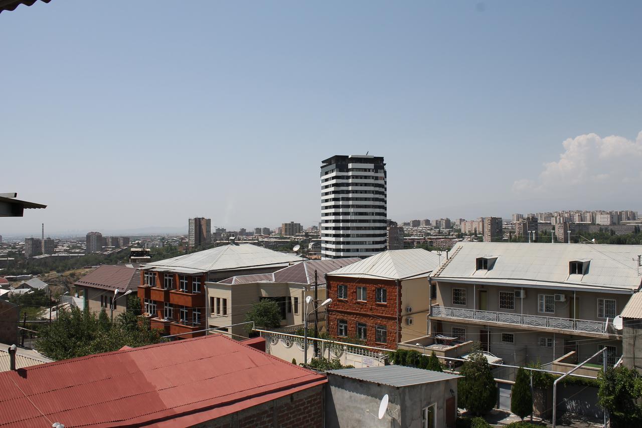 Hotel For You Yerevan Exterior photo